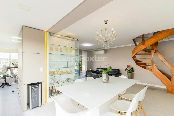 Cobertura à venda com 3 quartos, 235m² - Foto 2