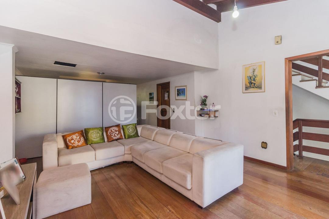 Casa à venda com 3 quartos, 247m² - Foto 2