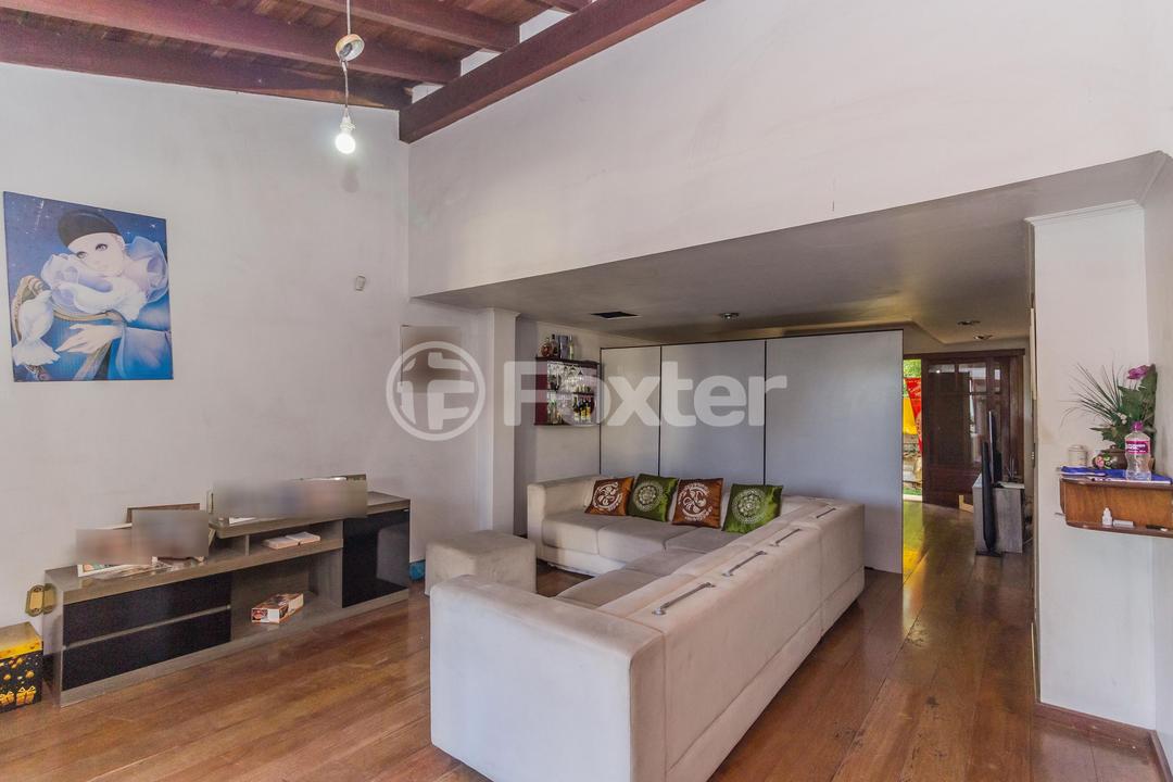 Casa à venda com 3 quartos, 247m² - Foto 4