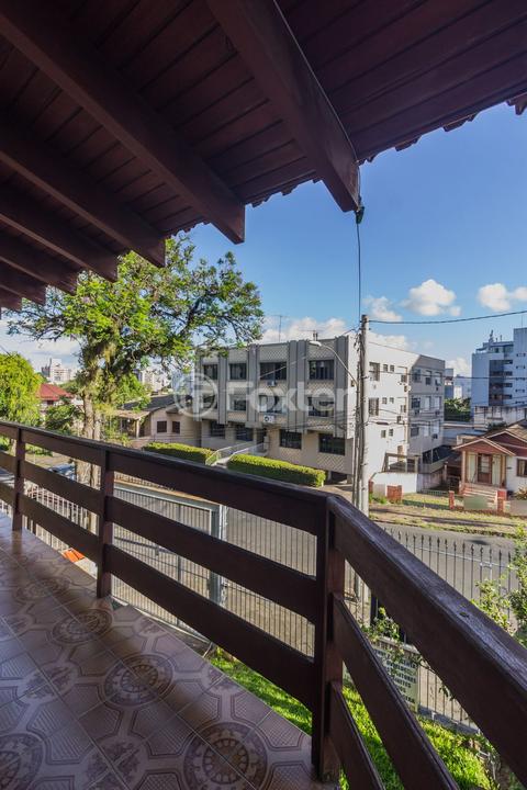 Casa à venda com 3 quartos, 247m² - Foto 5