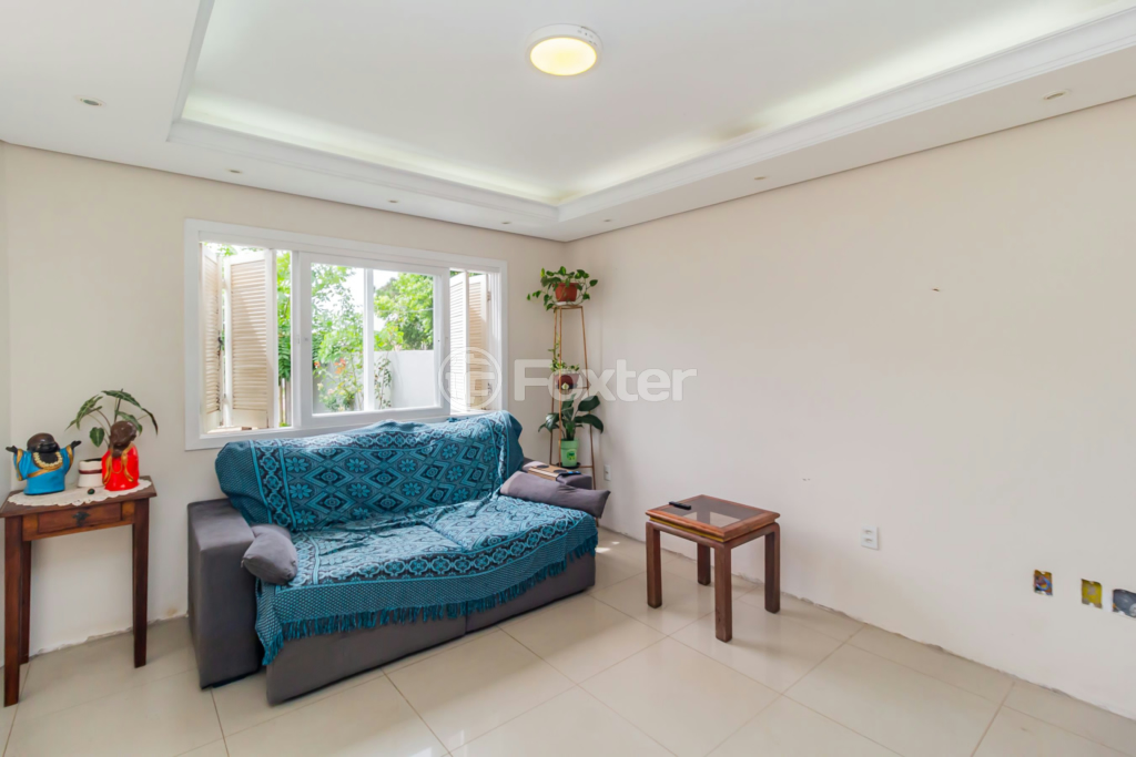 Casa à venda com 4 quartos, 263m² - Foto 2