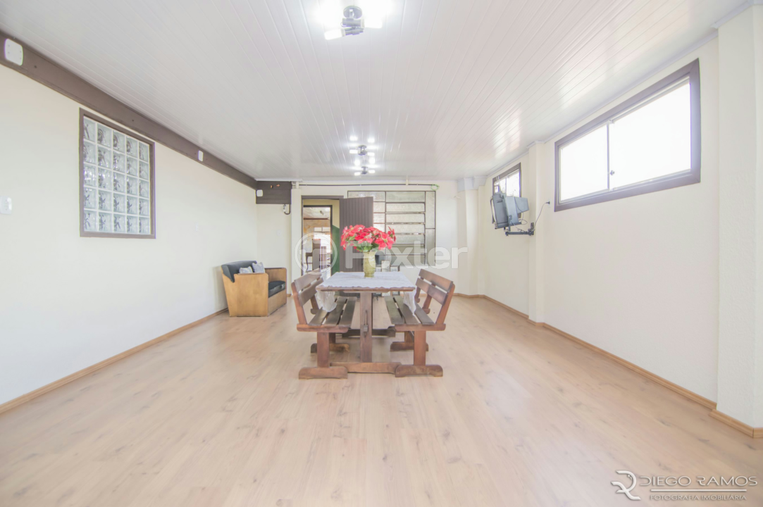 Prédio Inteiro à venda com 4 quartos, 349m² - Foto 2