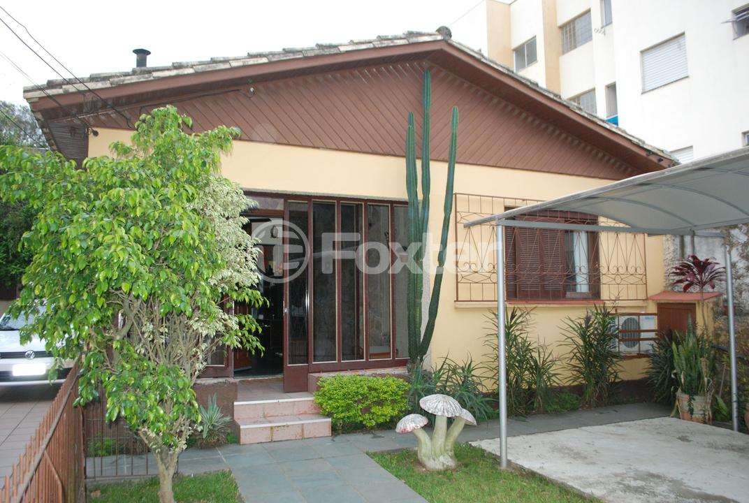 Casa à venda com 4 quartos, 130m² - Foto 1