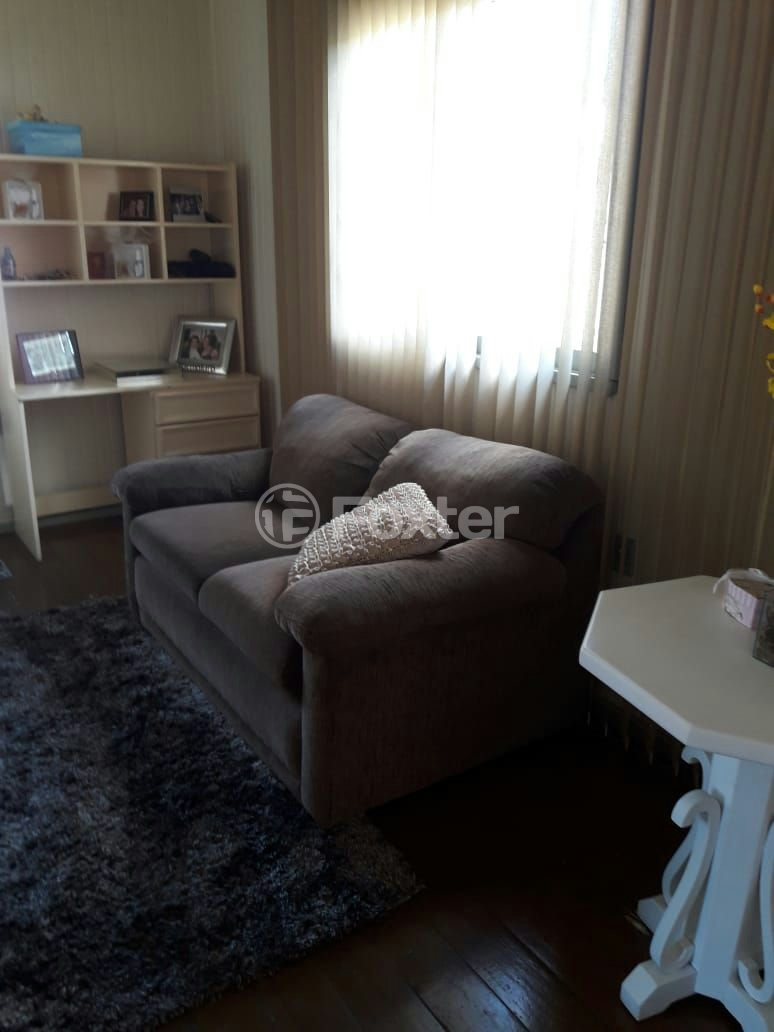 Casa à venda com 3 quartos, 109m² - Foto 2