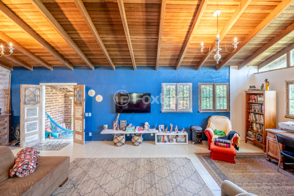 Casa à venda com 3 quartos, 280m² - Foto 3