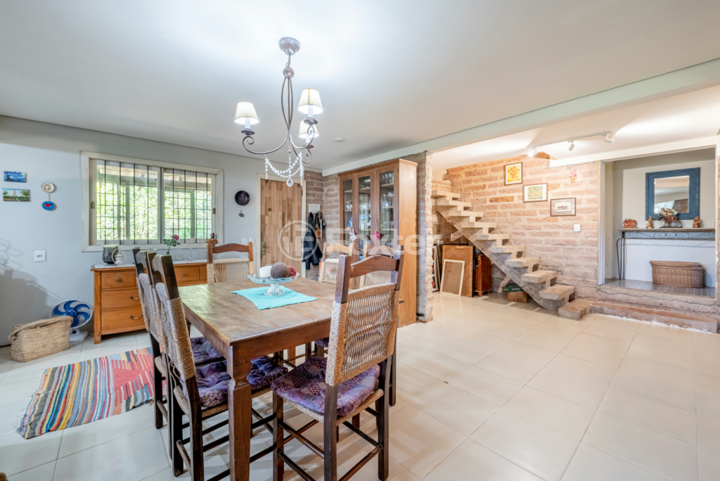 Casa à venda com 3 quartos, 280m² - Foto 15