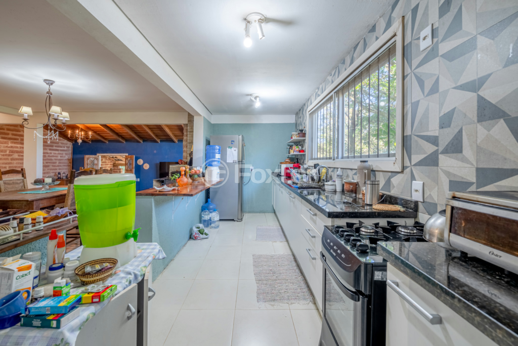 Casa à venda com 3 quartos, 280m² - Foto 30