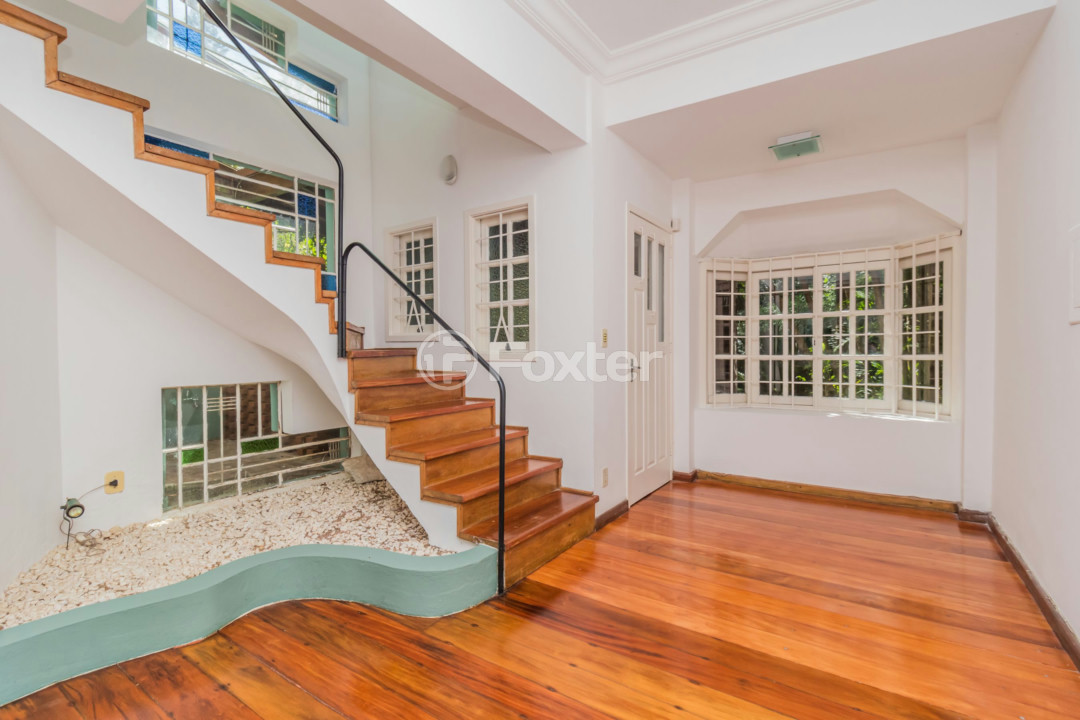 Casa à venda com 4 quartos, 190m² - Foto 3