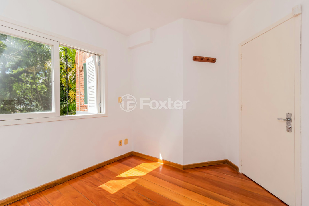 Casa à venda com 4 quartos, 190m² - Foto 16
