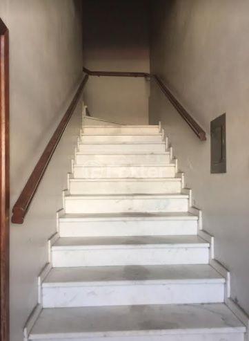 Casa à venda com 3 quartos, 360m² - Foto 2