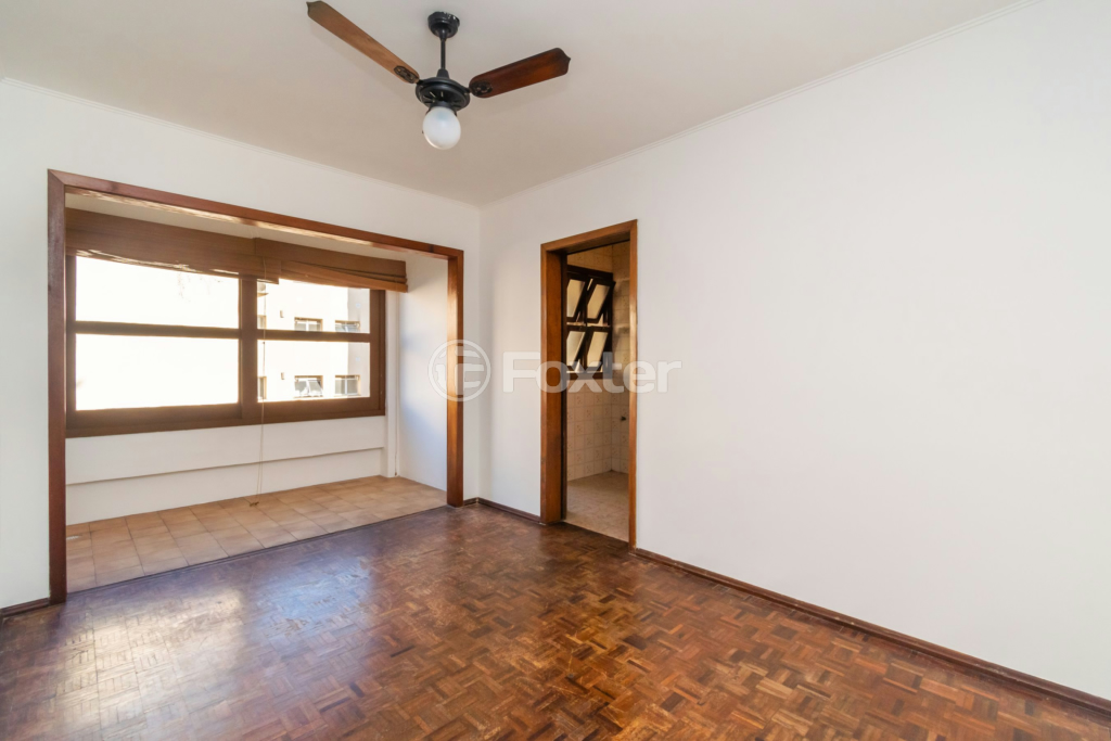 Apartamento à venda com 2 quartos, 65m² - Foto 2