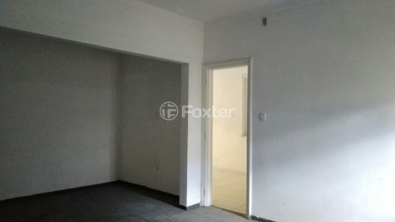 Casa à venda com 4 quartos, 200m² - Foto 5