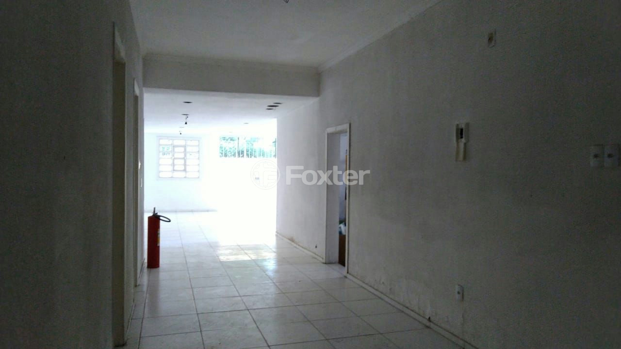 Casa à venda com 4 quartos, 200m² - Foto 20