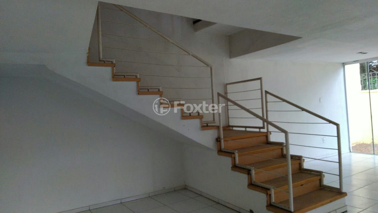 Casa à venda com 4 quartos, 200m² - Foto 15
