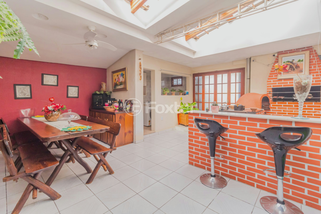 Casa à venda com 8 quartos, 442m² - Foto 9