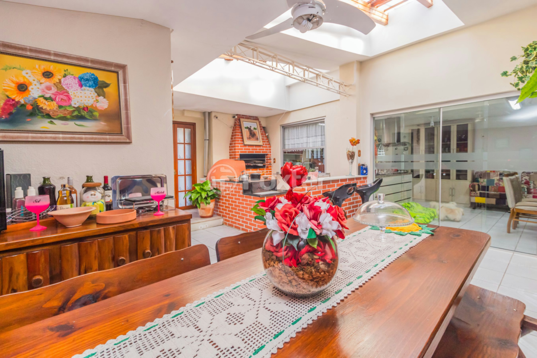 Casa à venda com 8 quartos, 442m² - Foto 14