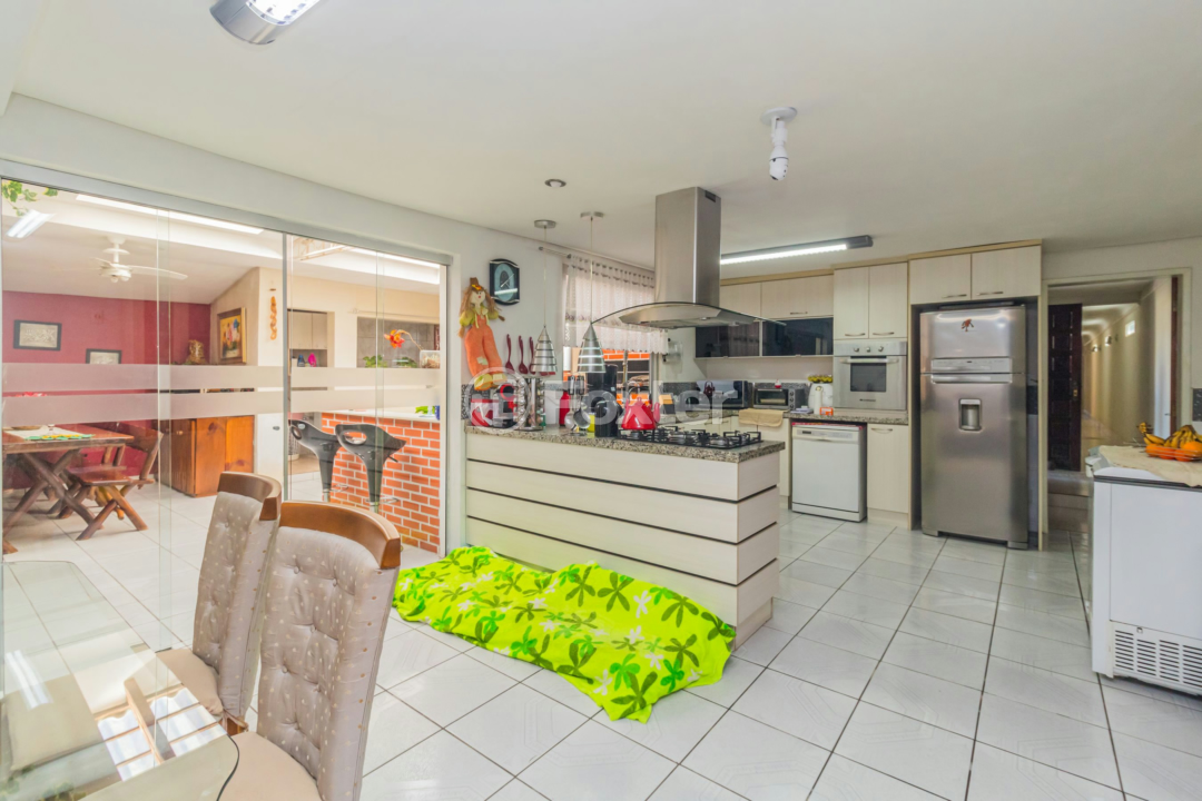 Casa à venda com 8 quartos, 442m² - Foto 33