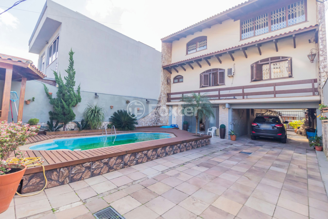 Casa à venda com 8 quartos, 442m² - Foto 4