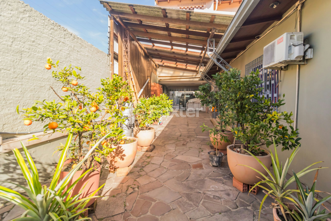 Casa à venda com 8 quartos, 442m² - Foto 76