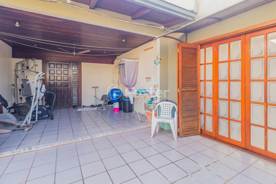 Casa à venda com 8 quartos, 442m² - Foto 7