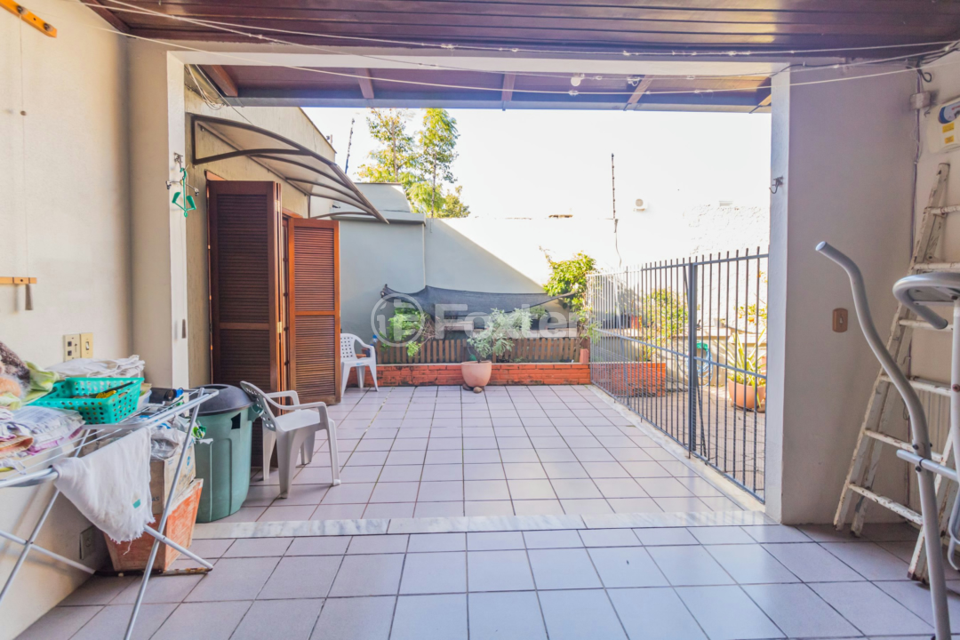 Casa à venda com 8 quartos, 442m² - Foto 8