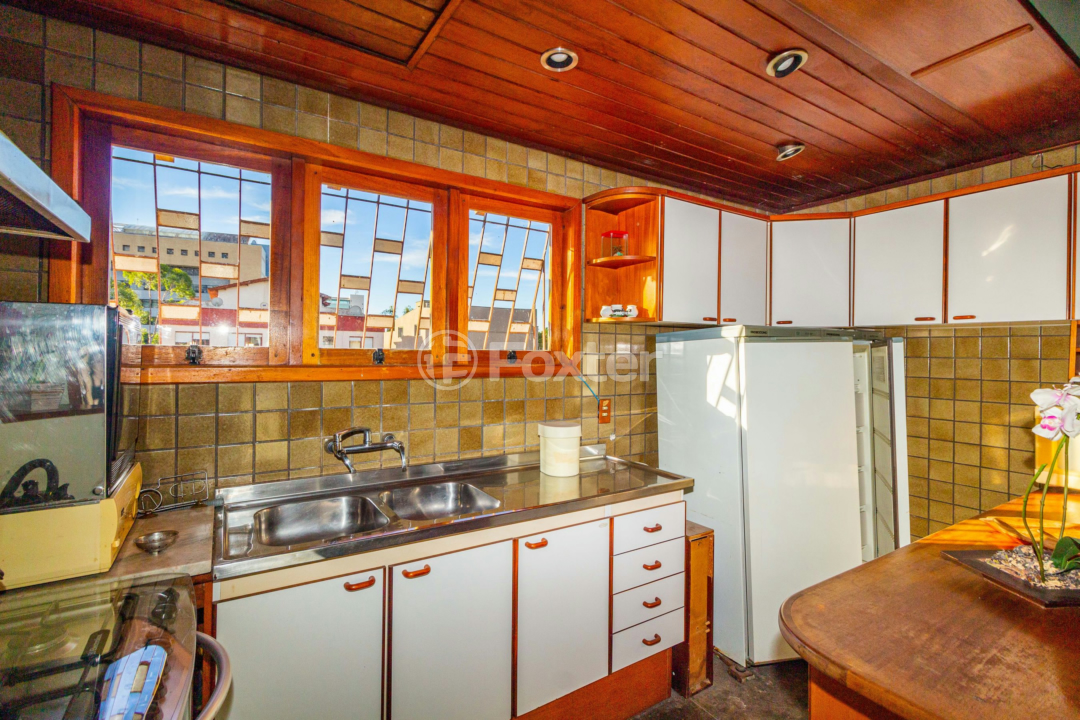Casa à venda com 8 quartos, 442m² - Foto 68
