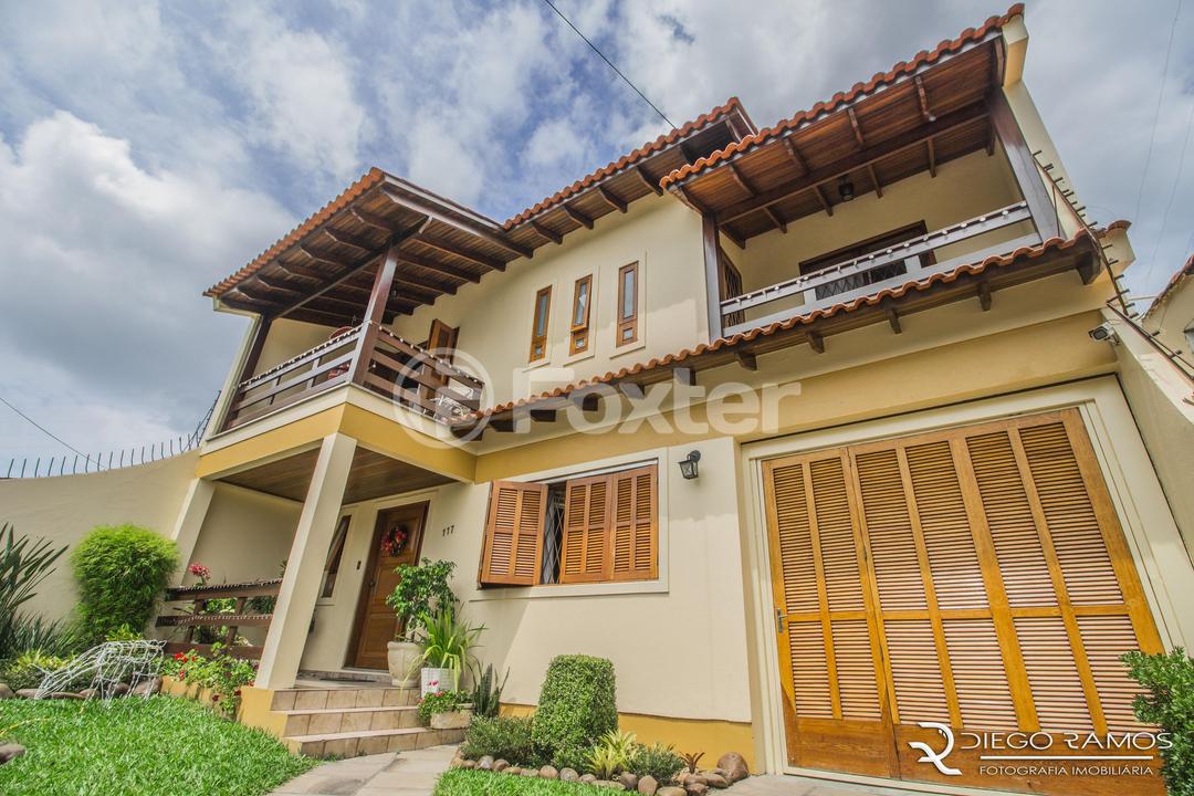 Casa à venda com 4 quartos, 318m² - Foto 2