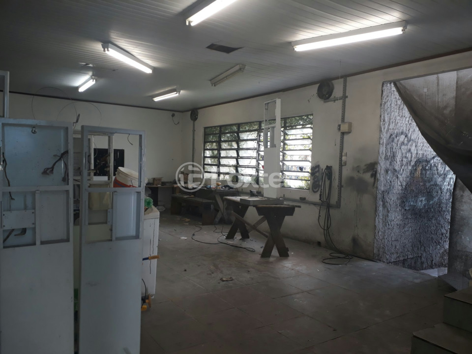 Prédio Inteiro à venda com 5 quartos, 350m² - Foto 27