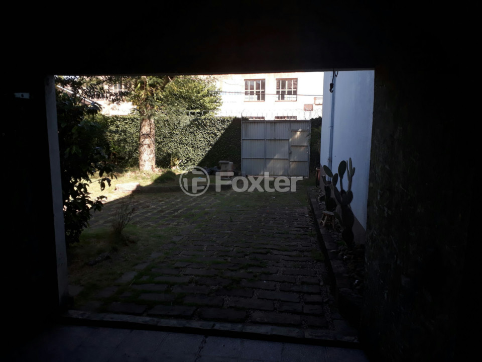 Prédio Inteiro à venda com 5 quartos, 350m² - Foto 35