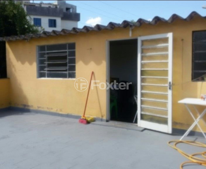 Casa à venda com 4 quartos, 142m² - Foto 13