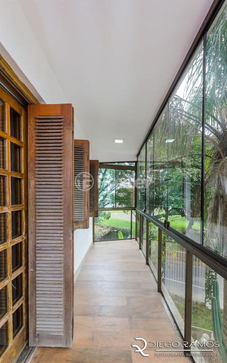 Casa à venda com 3 quartos, 368m² - Foto 4