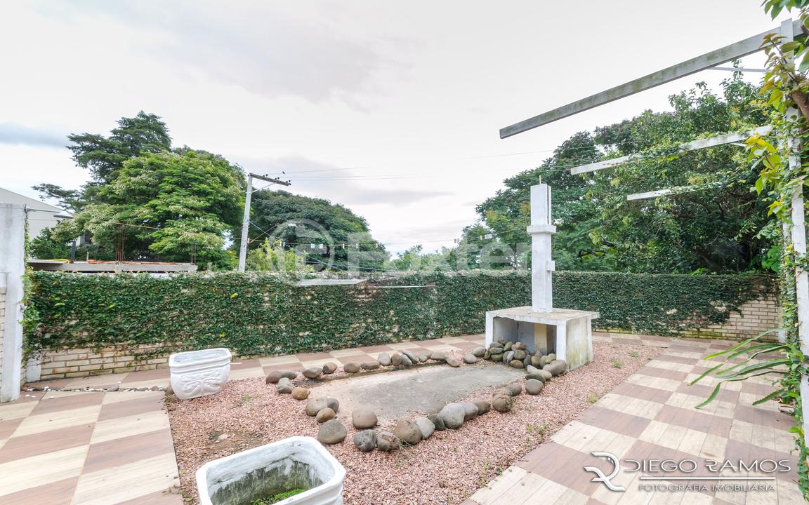 Casa à venda com 3 quartos, 368m² - Foto 25
