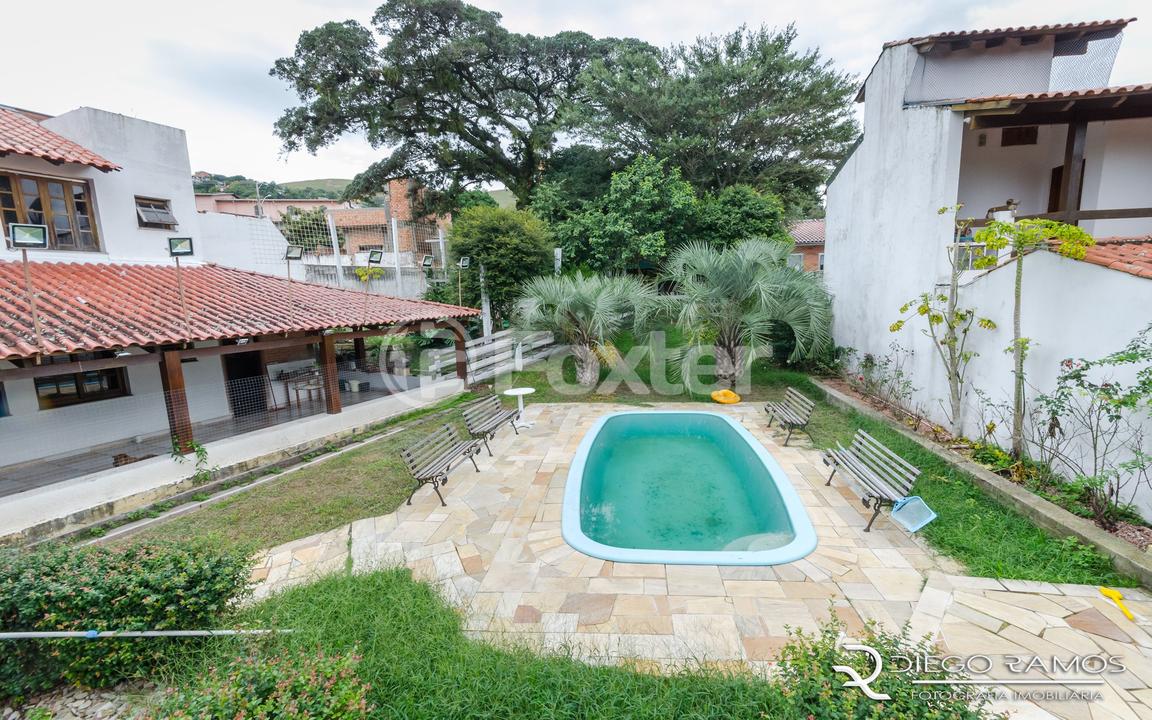 Casa à venda com 3 quartos, 368m² - Foto 3
