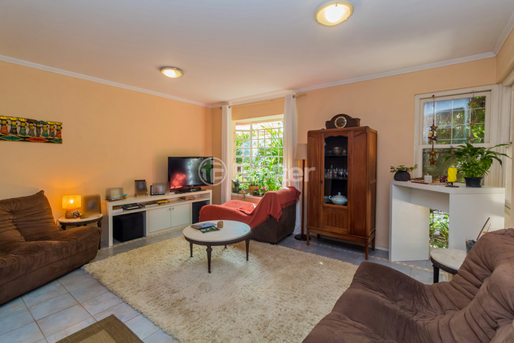 Casa de Condomínio à venda com 3 quartos, 131m² - Foto 1