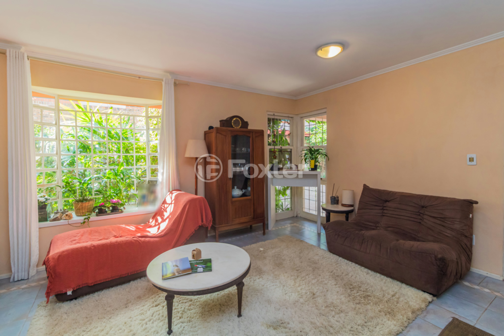 Casa de Condomínio à venda com 3 quartos, 131m² - Foto 2
