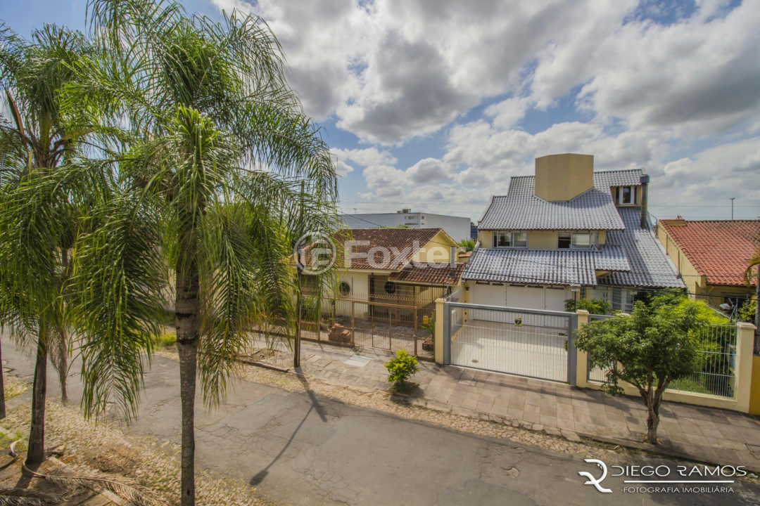 Casa à venda com 4 quartos, 455m² - Foto 2