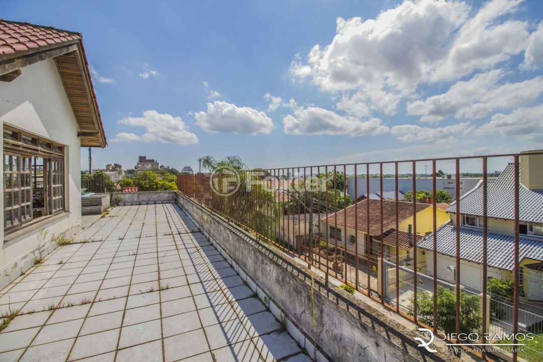 Casa à venda com 4 quartos, 455m² - Foto 25