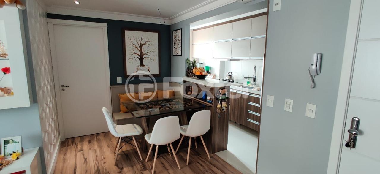 Apartamento à venda com 3 quartos, 76m² - Foto 3