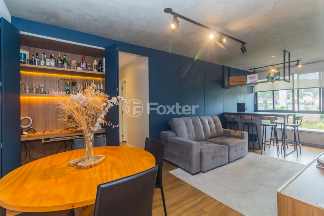 Apartamento à venda com 2 quartos, 69m² - Foto 1