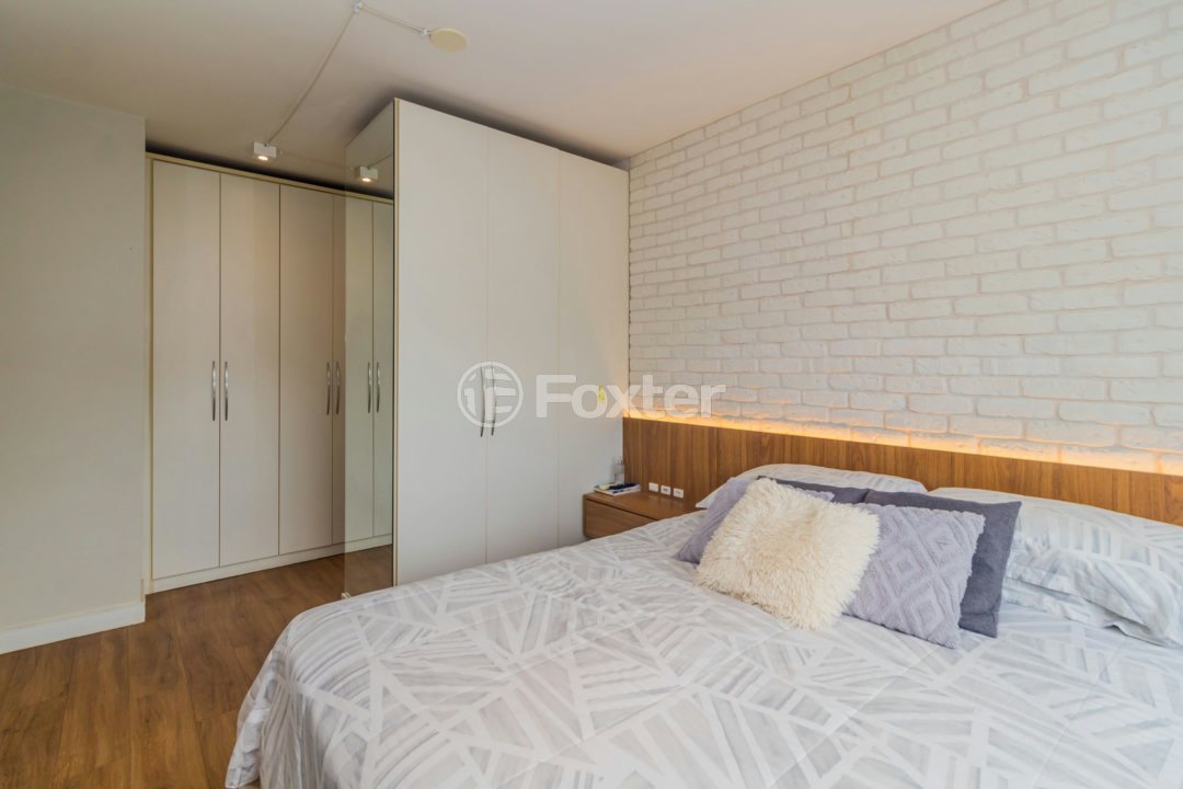 Apartamento à venda com 2 quartos, 69m² - Foto 17