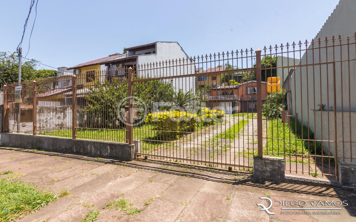 Casa à venda com 3 quartos, 189m² - Foto 1