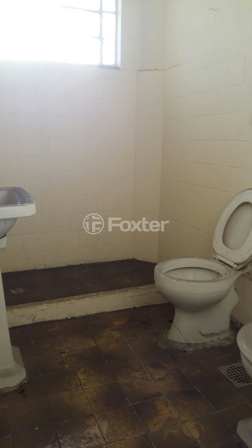 Apartamento à venda com 2 quartos, 92m² - Foto 2