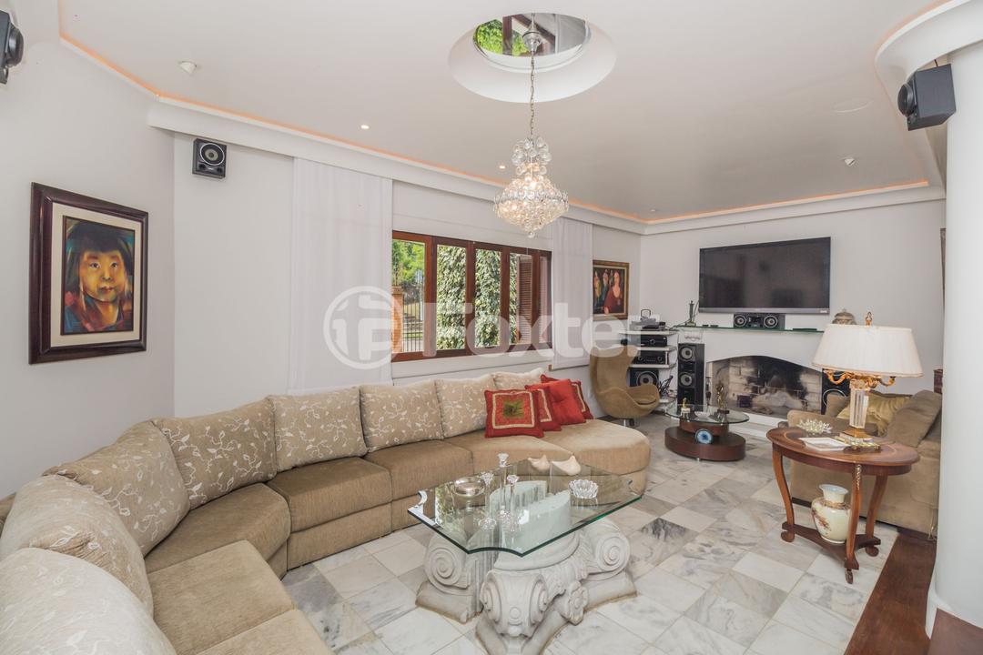 Casa à venda com 6 quartos, 720m² - Foto 3