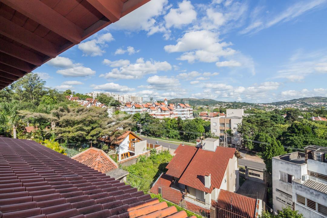Casa à venda com 6 quartos, 720m² - Foto 28