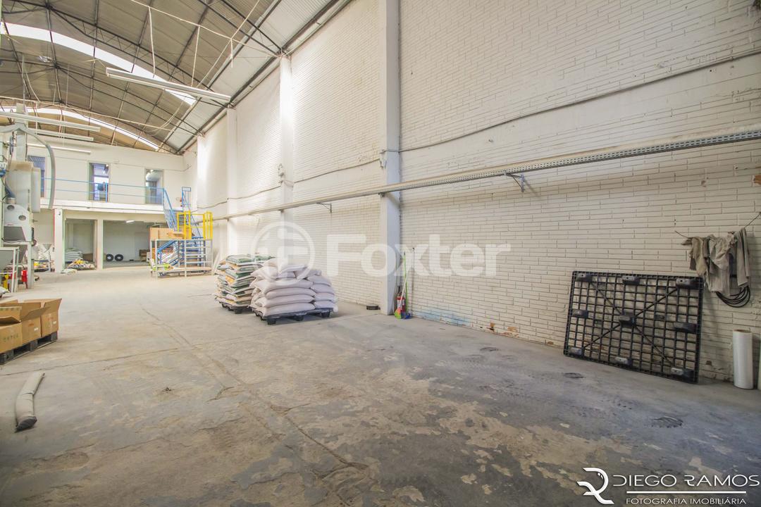 Depósito-Galpão-Armazém à venda, 700m² - Foto 1