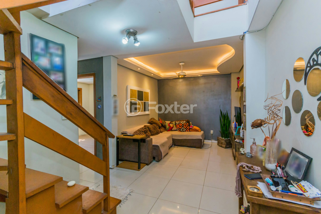 Casa à venda com 4 quartos, 296m² - Foto 2