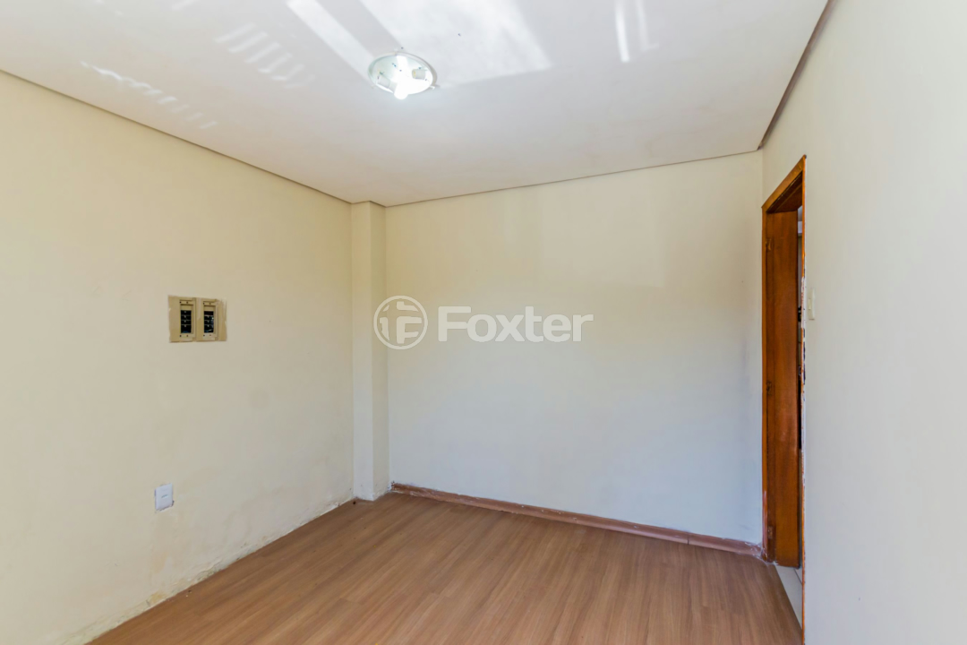 Casa à venda com 4 quartos, 296m² - Foto 9