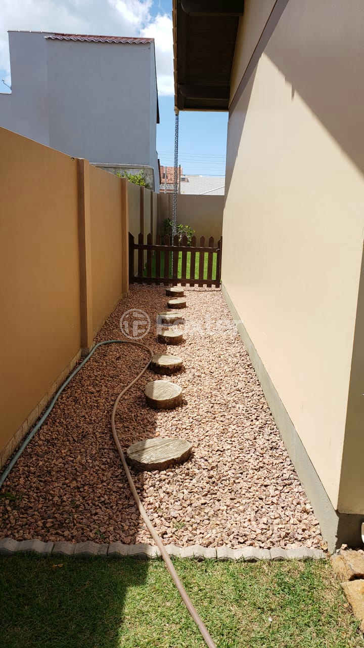 Casa à venda com 2 quartos, 98m² - Foto 3