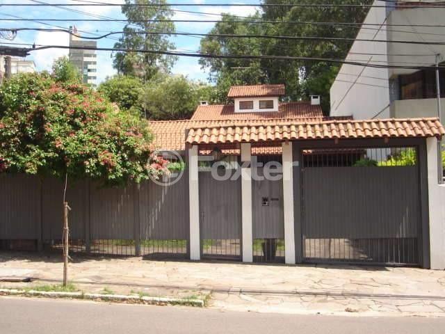 Casa à venda com 3 quartos, 230m² - Foto 8