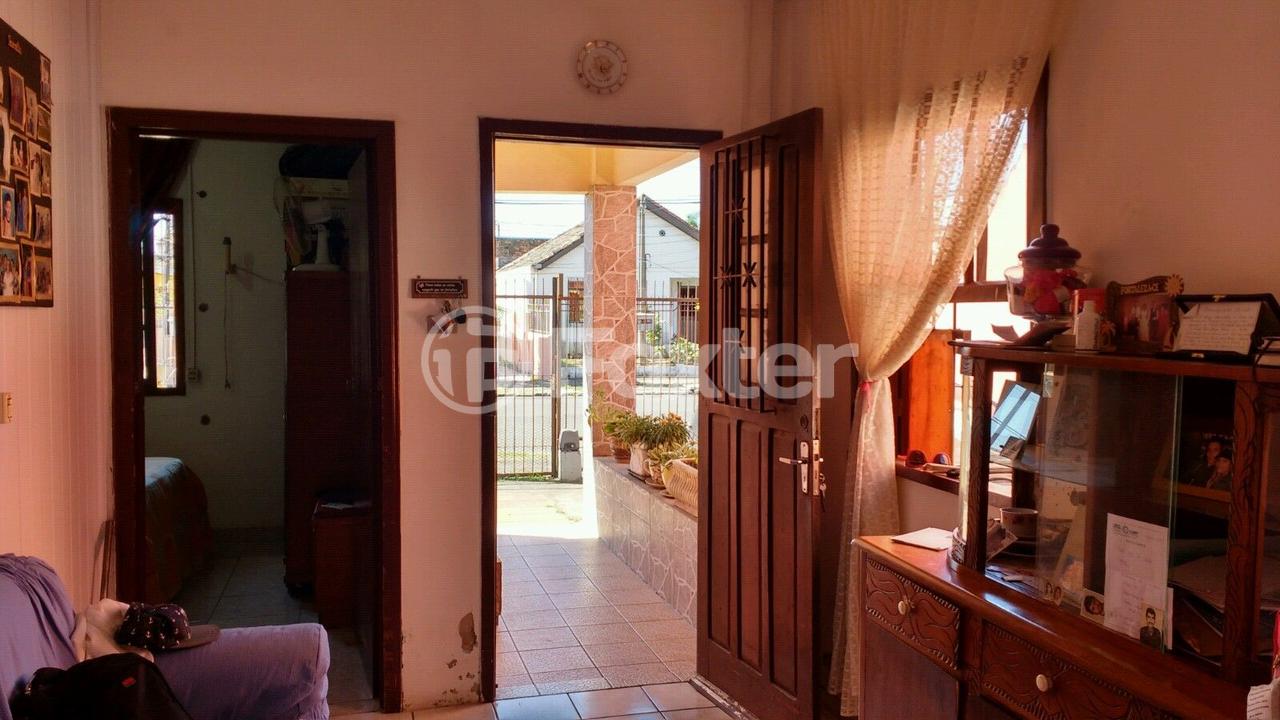 Casa à venda com 2 quartos, 61m² - Foto 1